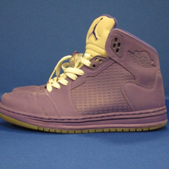 Retro Nike Air Jordan Basketball Shoes Mens 7.5 main image 5